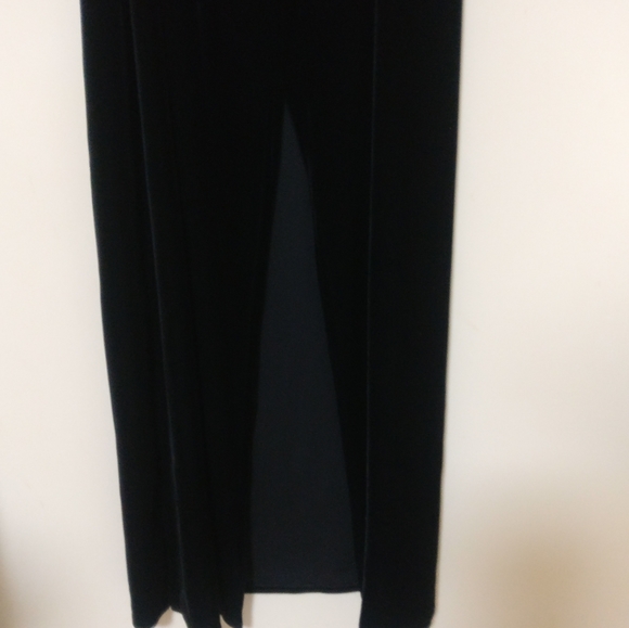 Onyx Nite Velvet Dress Size:14T - Picture 3 of 4